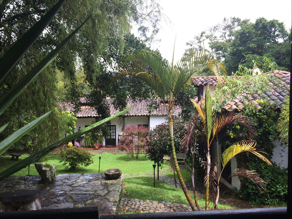 Hotel Hacienda Baza Тибана Экстерьер фото