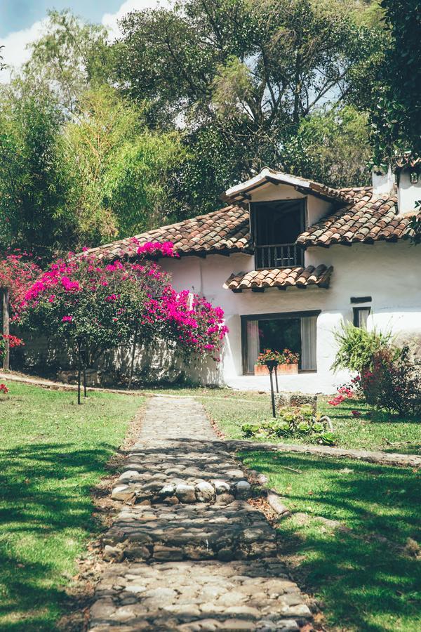 Hotel Hacienda Baza Тибана Экстерьер фото